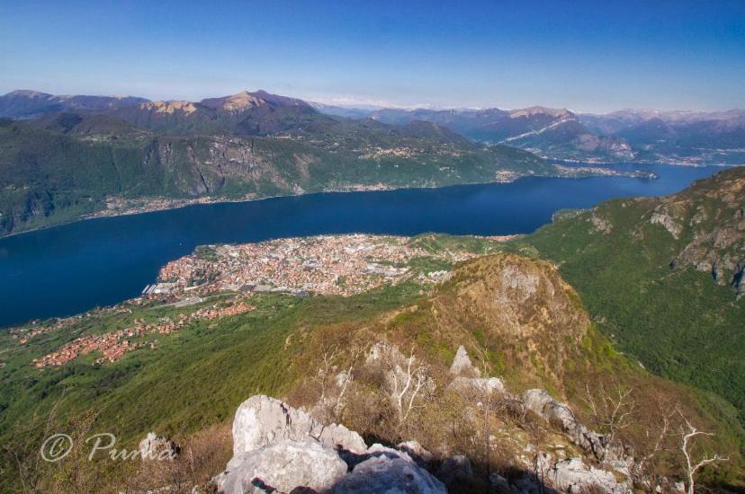 La Casina Al Lago Манделло-дель-Ларио Экстерьер фото